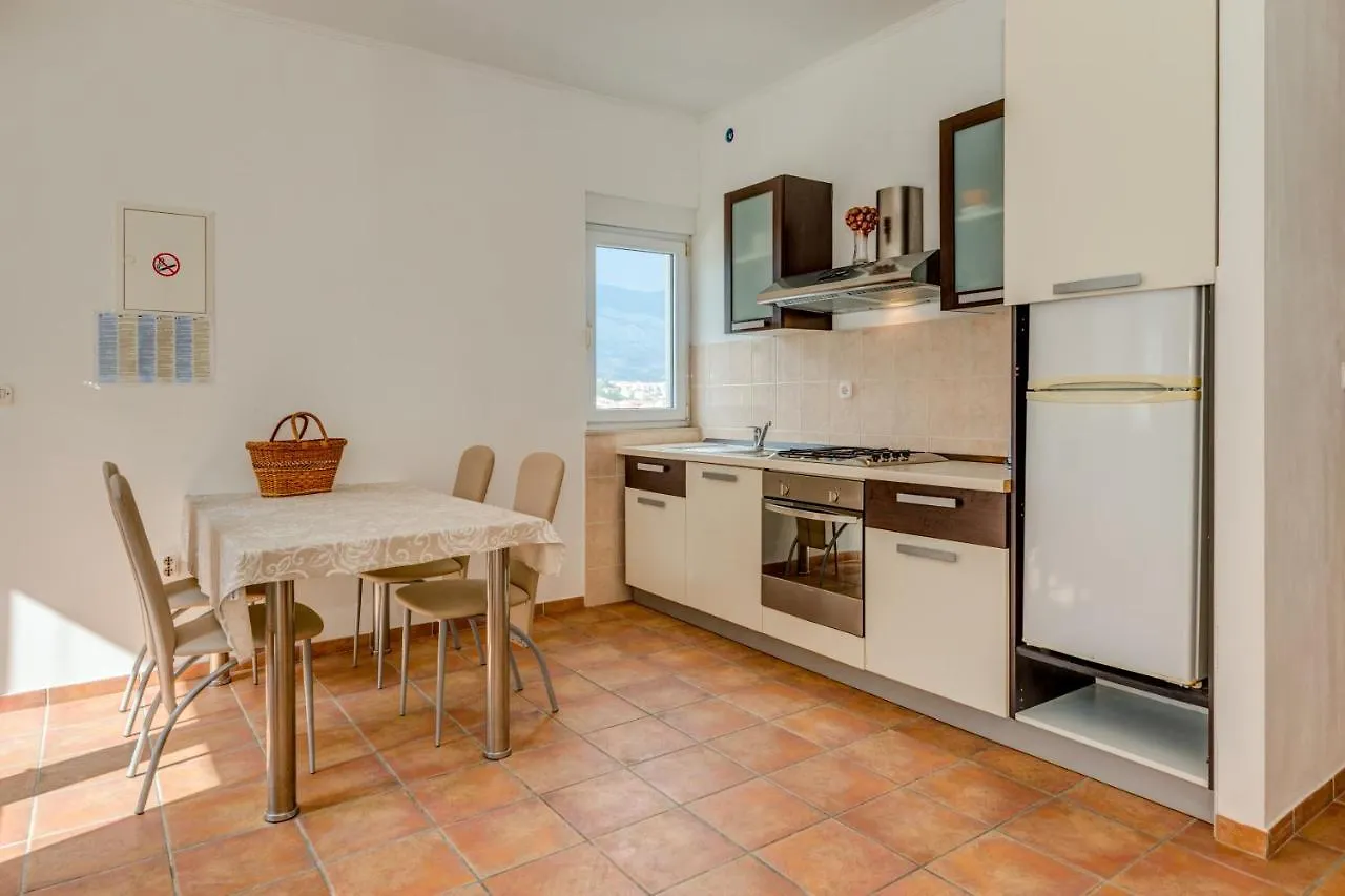 Apartments Tina Split